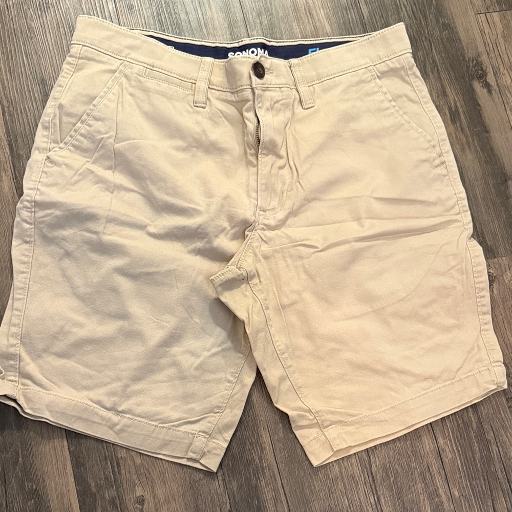 Sonoma Men's Beige Flat Front Shorts